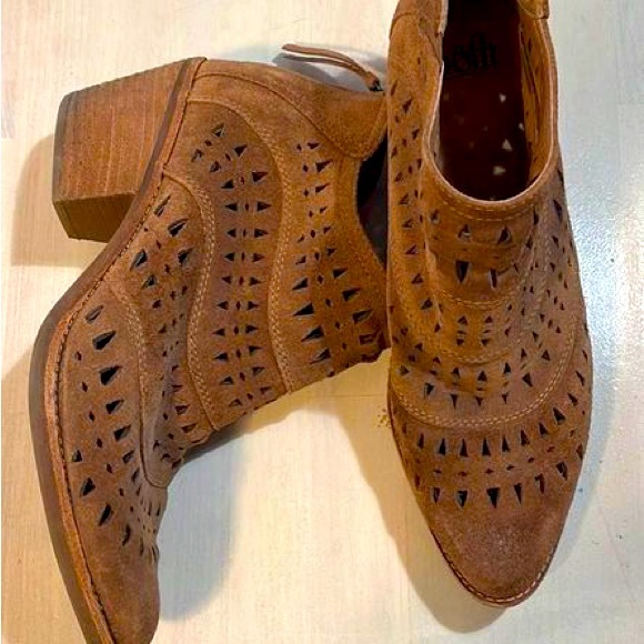 Sofft Westwood II Boots in Light Brown - Picture 3 of 4